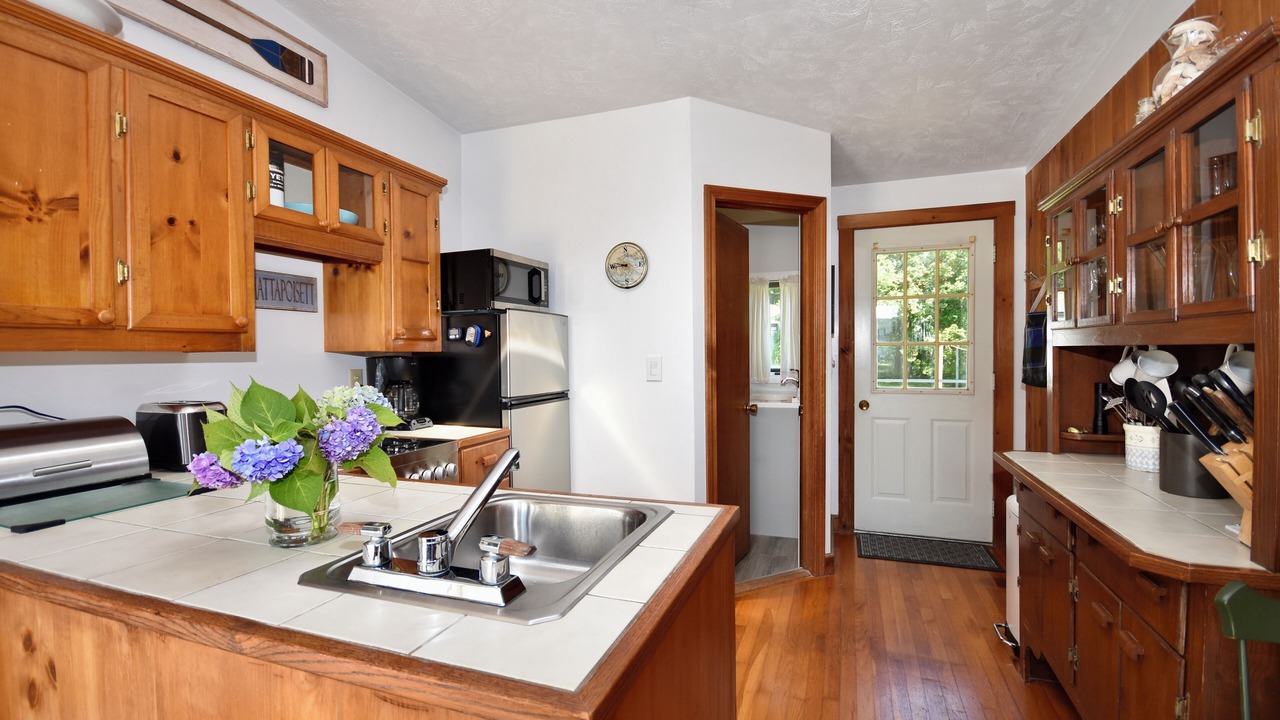 Photo of Kitchen in Mattapoisett Center