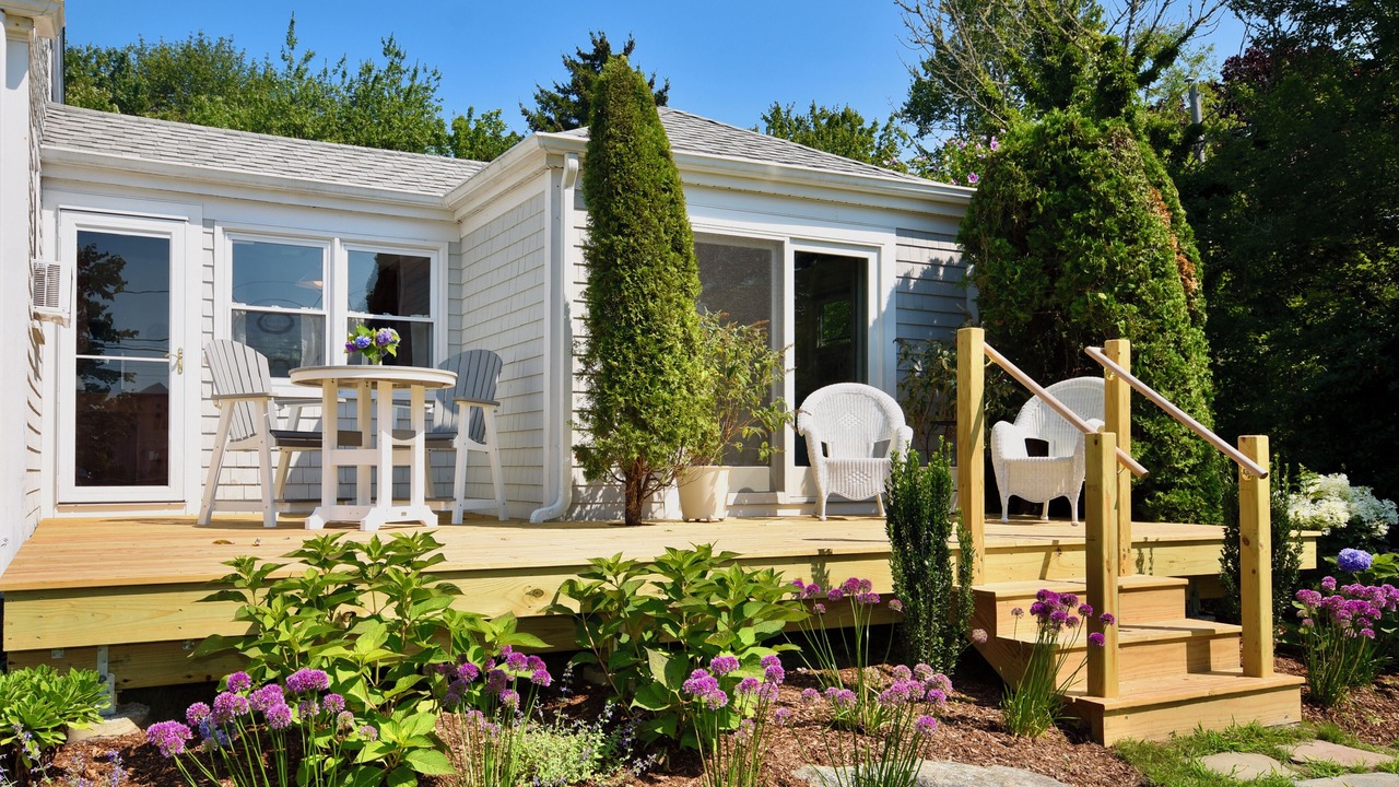 Photo of Patio Balcony in Mattapoisett Center