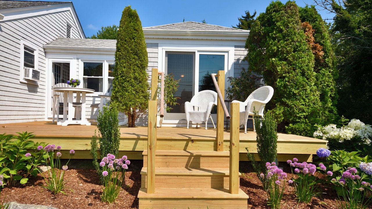 Photo of Patio Balcony in Mattapoisett Center
