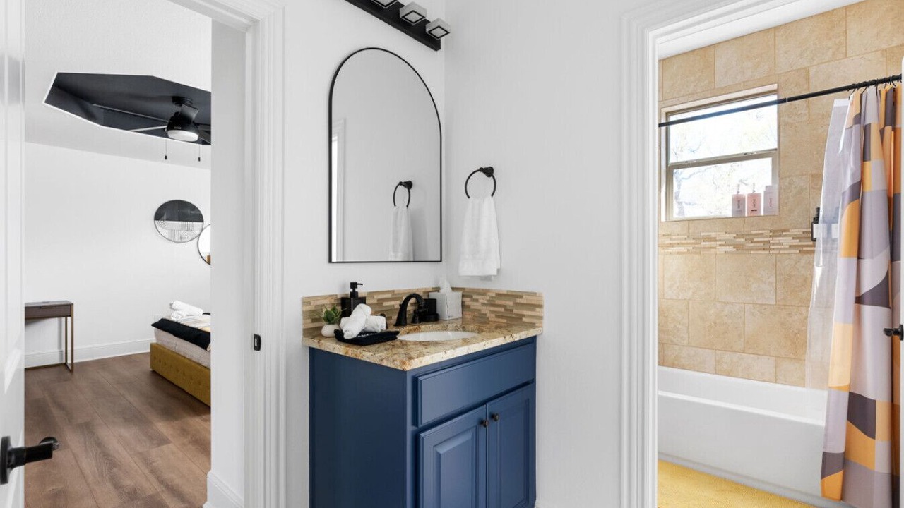 Photo of Bathroom in River Ridge