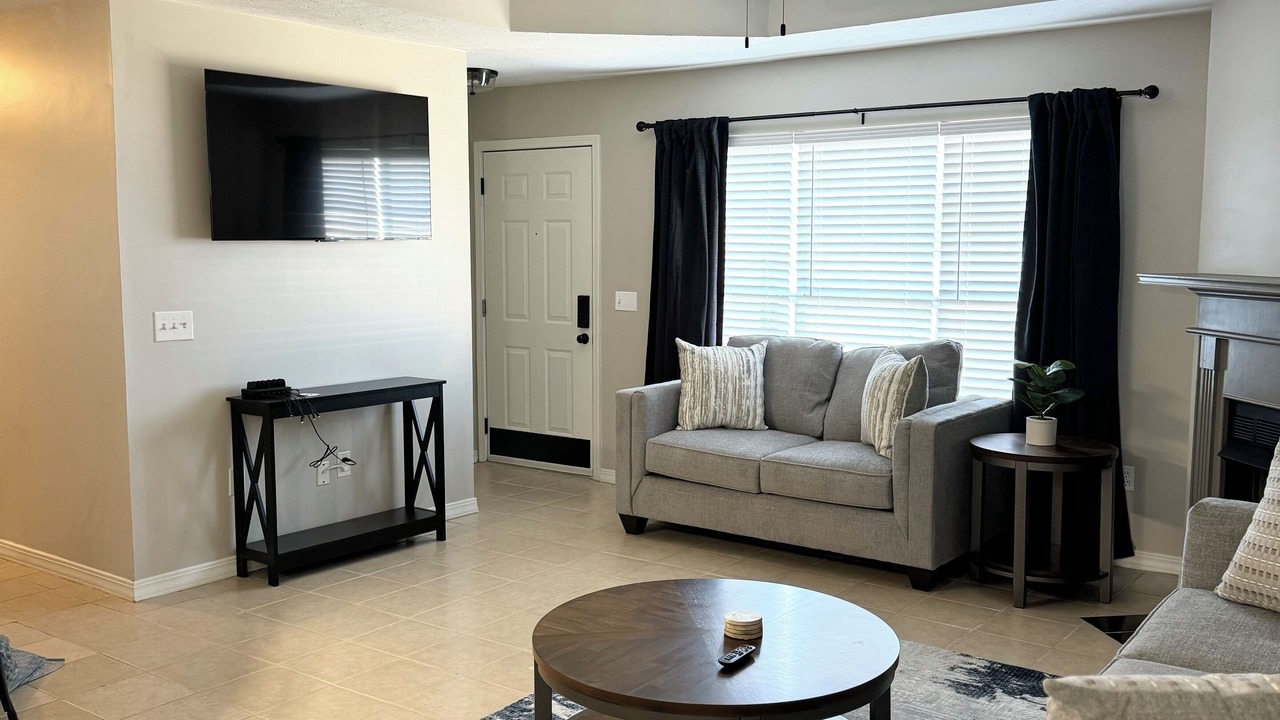 Photo of Livingroom in Flowood