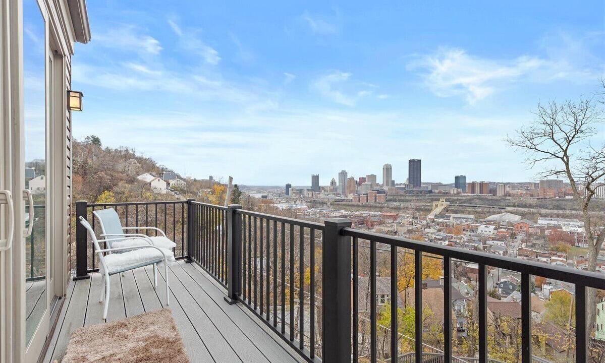 Photo of Outdoor in South Side Slopes