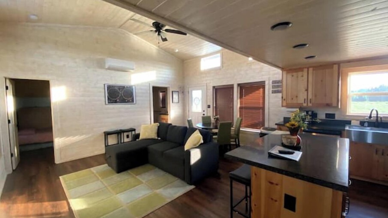 Photo of Livingroom in Paige