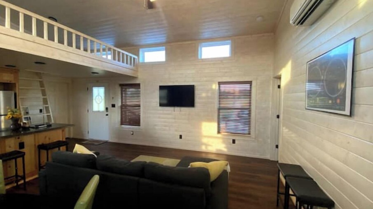 Photo of Livingroom in Paige