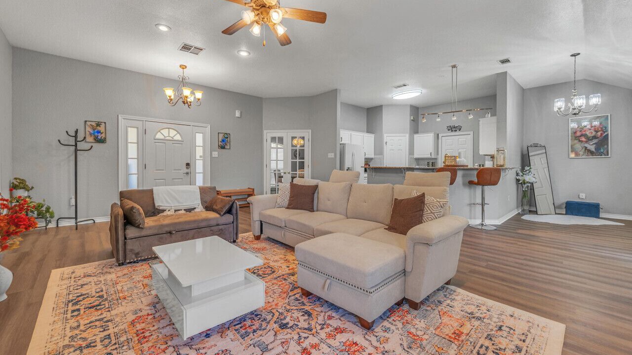 Photo of Livingroom in Belton
