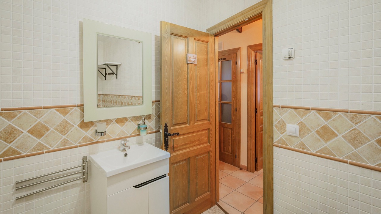 Photo of Bathroom in Curiel