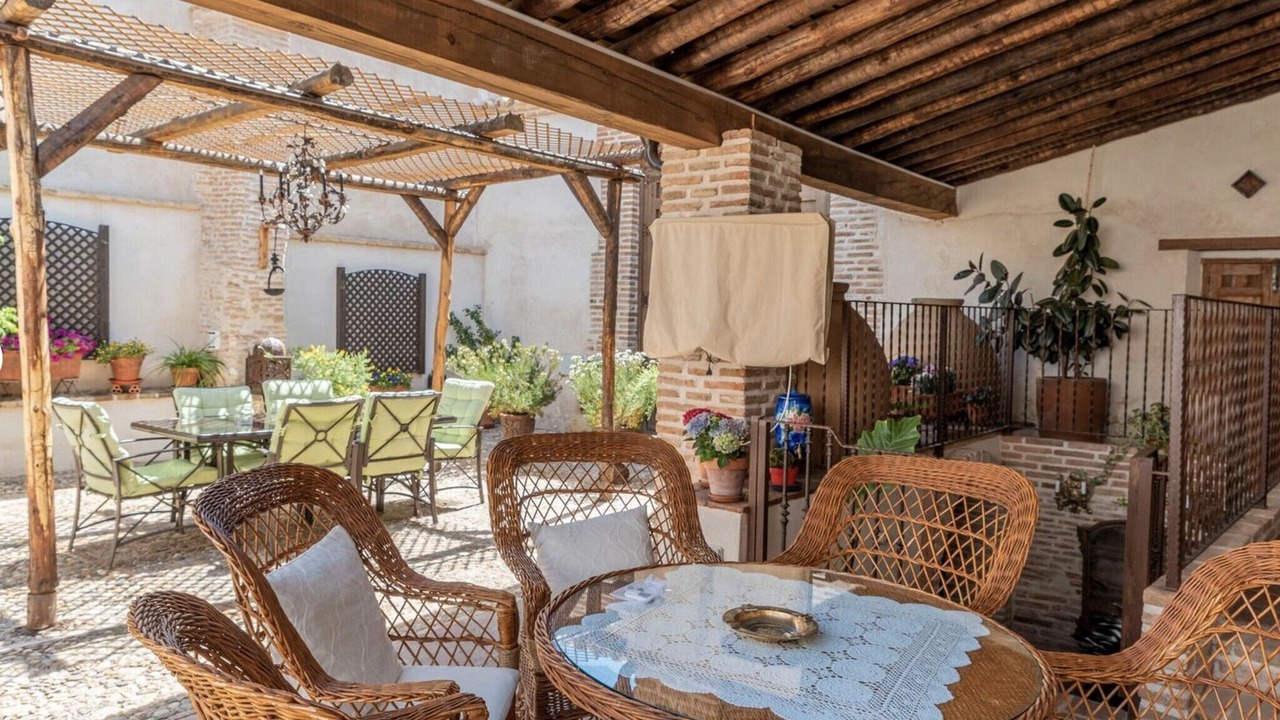 Photo of Outdoor in Noves