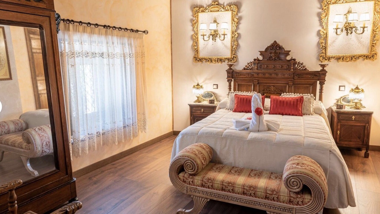 Photo of Bedroom in Noves