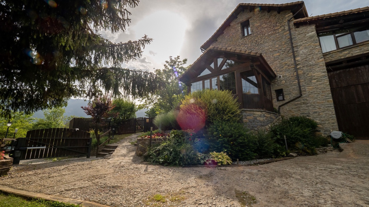Photo of Outdoor in Lardies