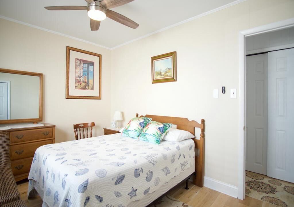 Photo of Bedroom in Townsend's Inlet