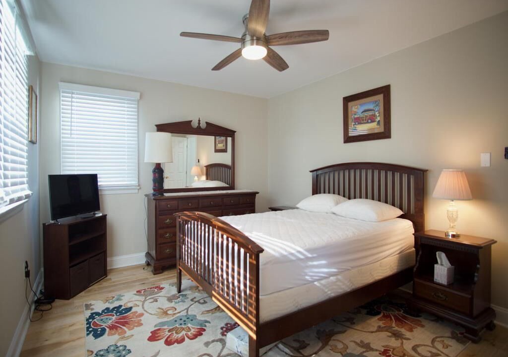 Photo of Bedroom in Townsend's Inlet