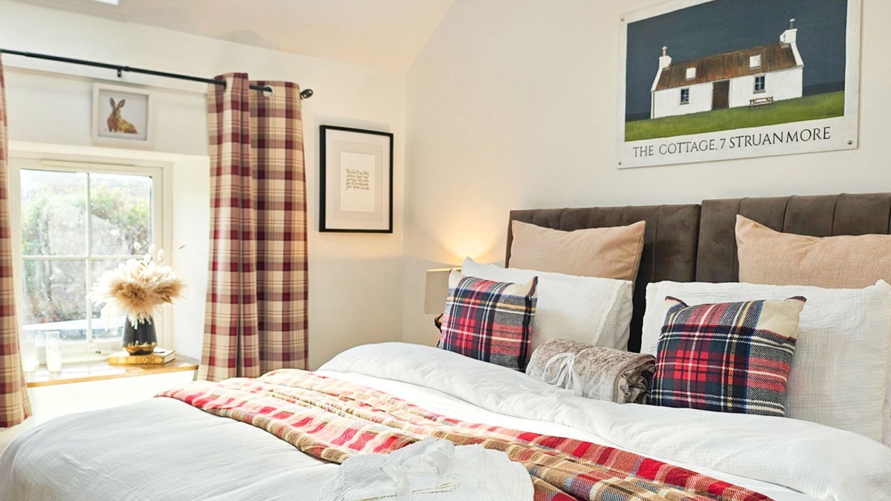 Photo of Others in Struan