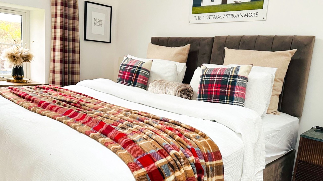 Photo of Others in Struan