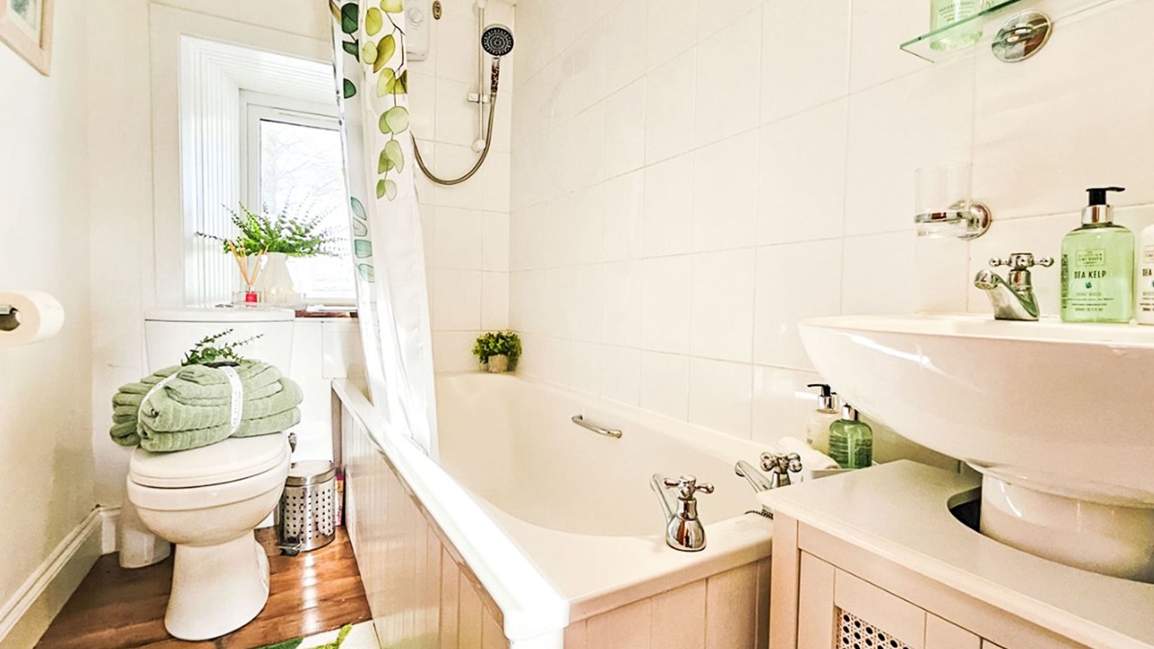 Photo of Bathroom in Struan