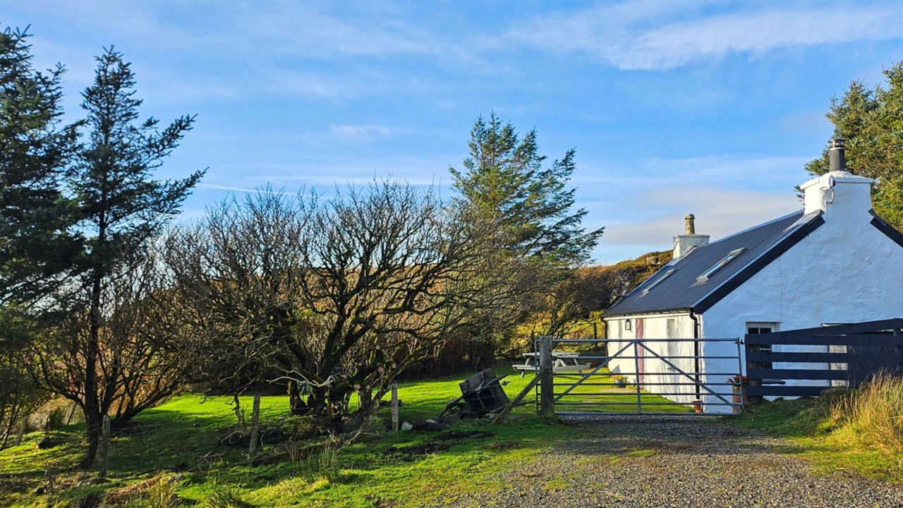 Photo of Others in Struan