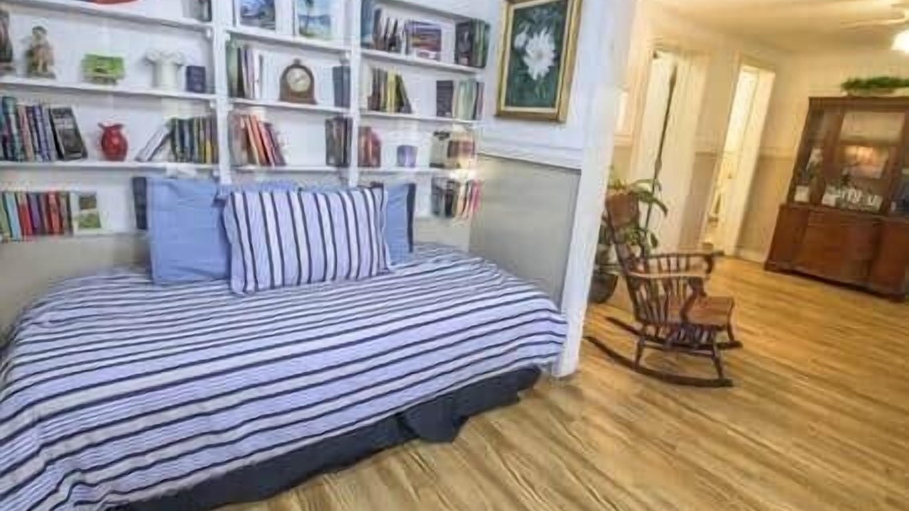 Photo of Bedroom in Karnack