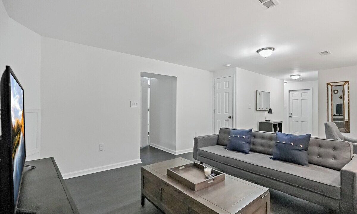 Photo of Livingroom in Capitol Heights
