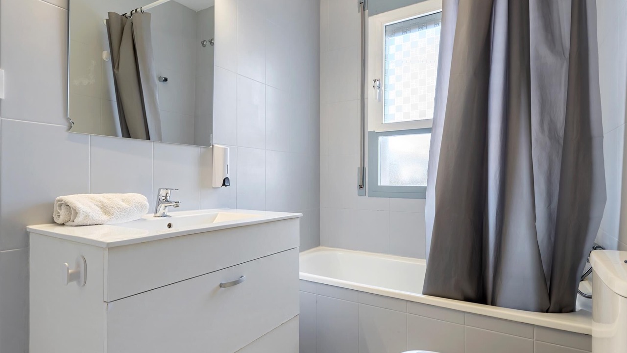 Photo of Bathroom in Creixell