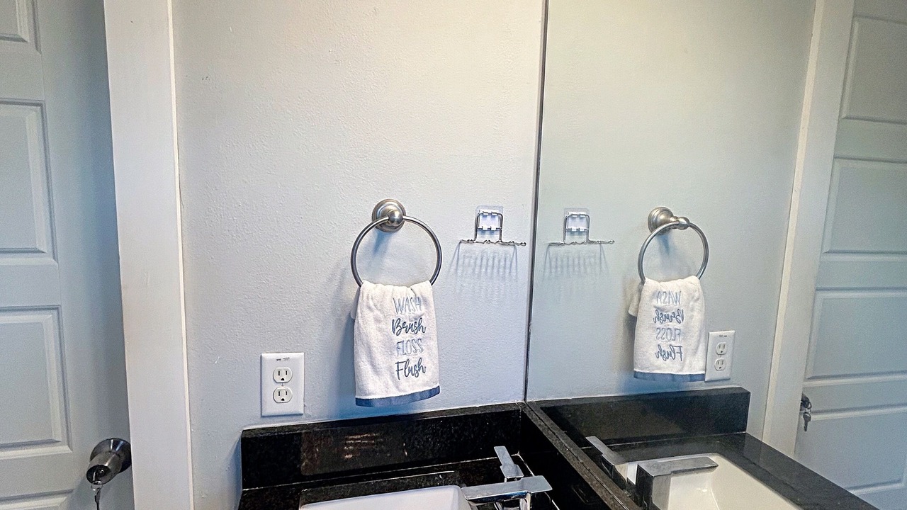 Photo of Bathroom in St. John - Coronado Hills