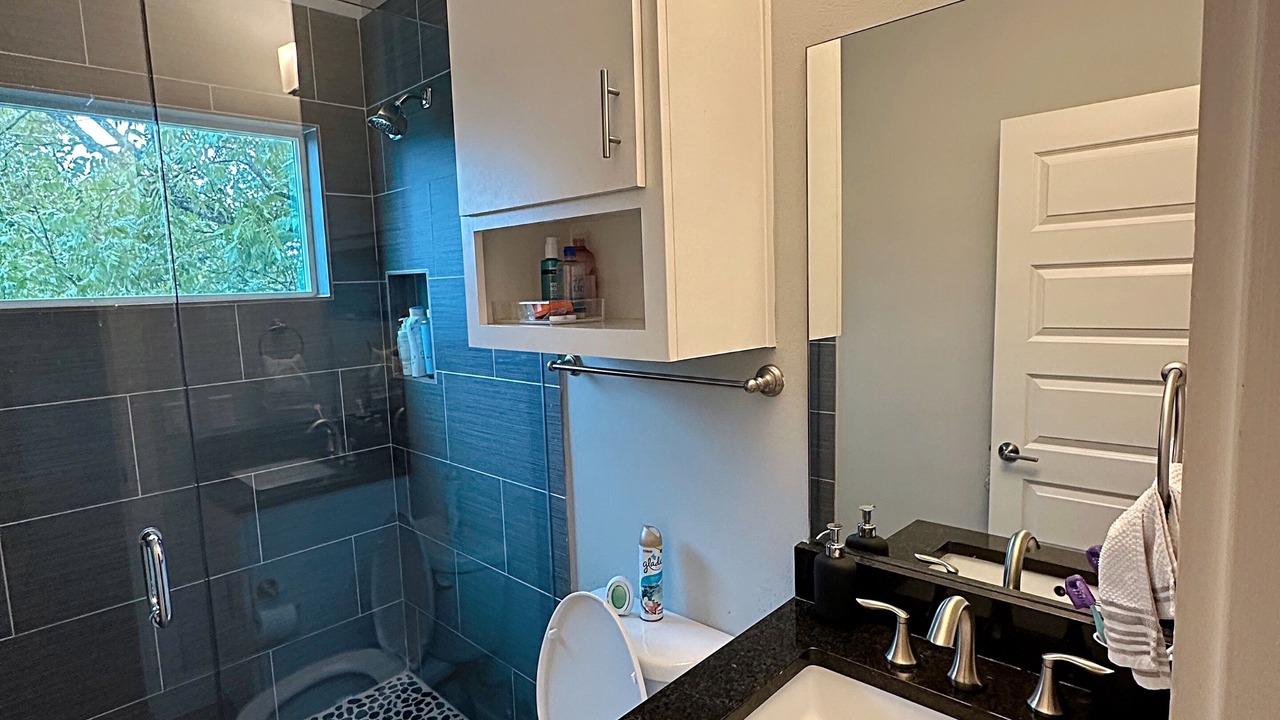 Photo of Bathroom in St. John - Coronado Hills