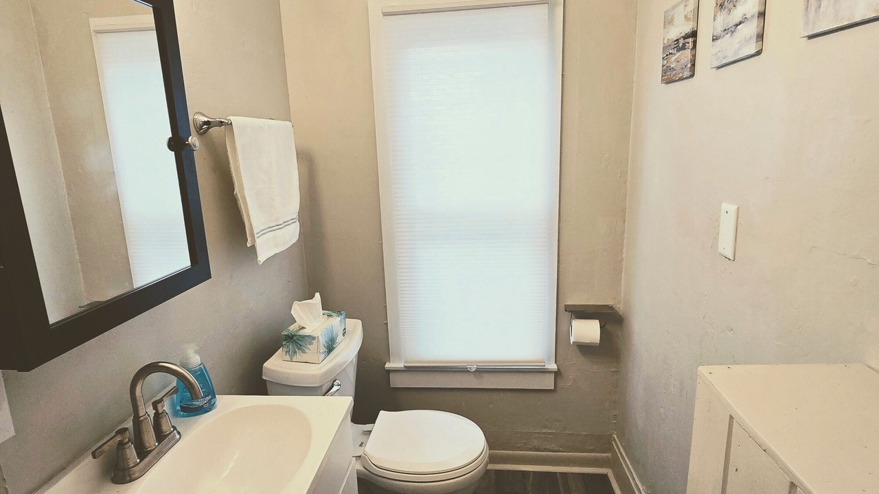 Photo of Bathroom in Oelwein