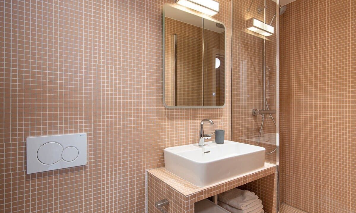 Photo of Bathroom in Necker