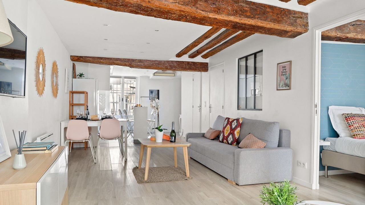 Photo of Livingroom in Bonne-Nouvelle
