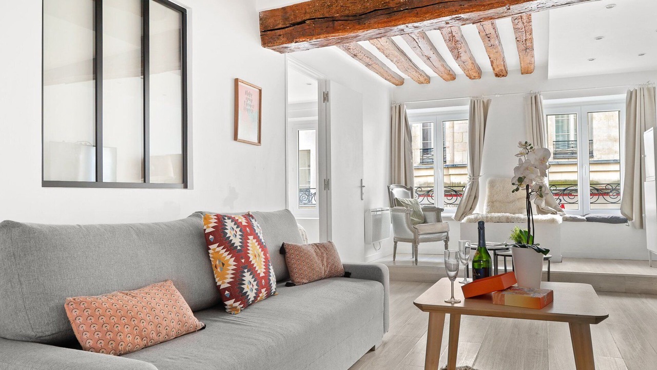 Photo of Livingroom in Bonne-Nouvelle