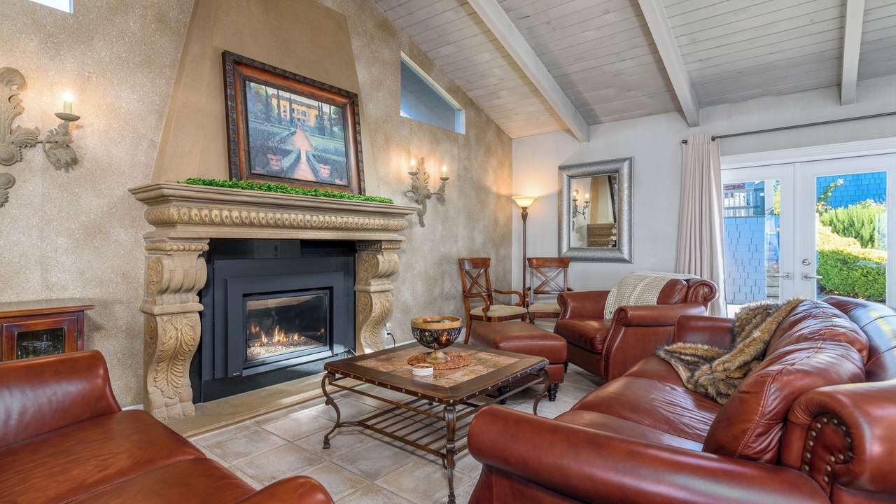 Photo of Livingroom in Gualala