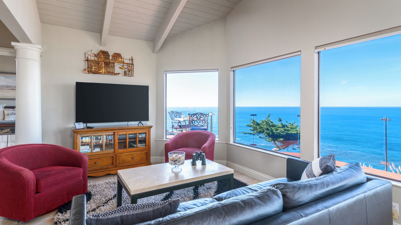 Photo of Livingroom in Gualala