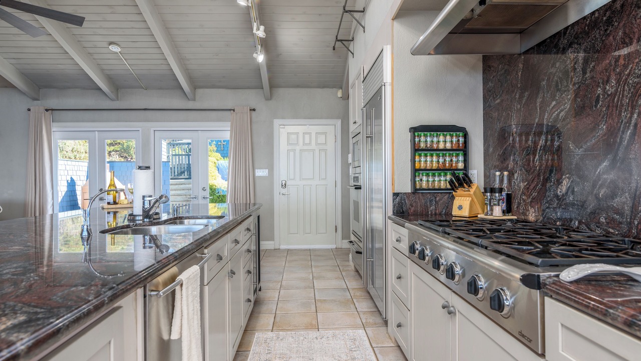 Photo of Kitchen in Gualala