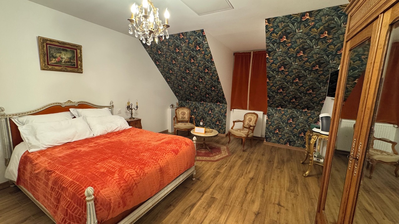 Photo of Bedroom in Mont-pres-Chambord