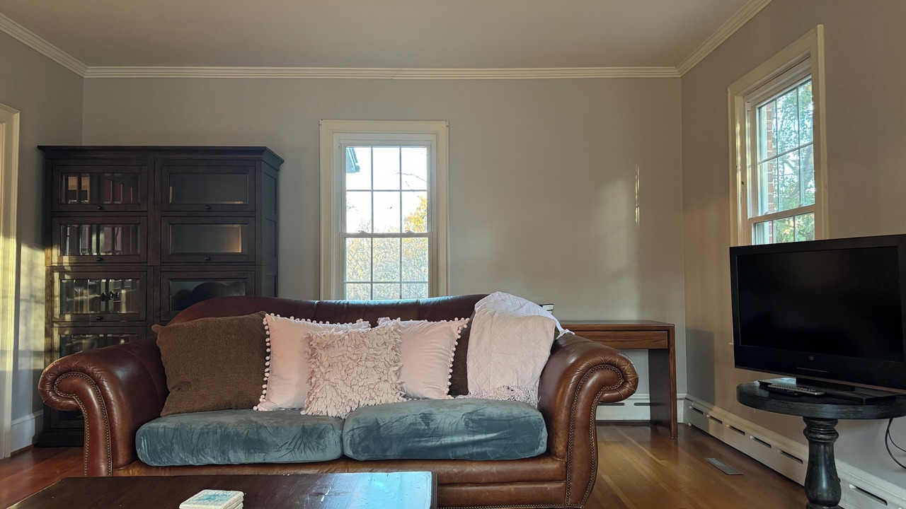 Photo of Livingroom in Martinsville