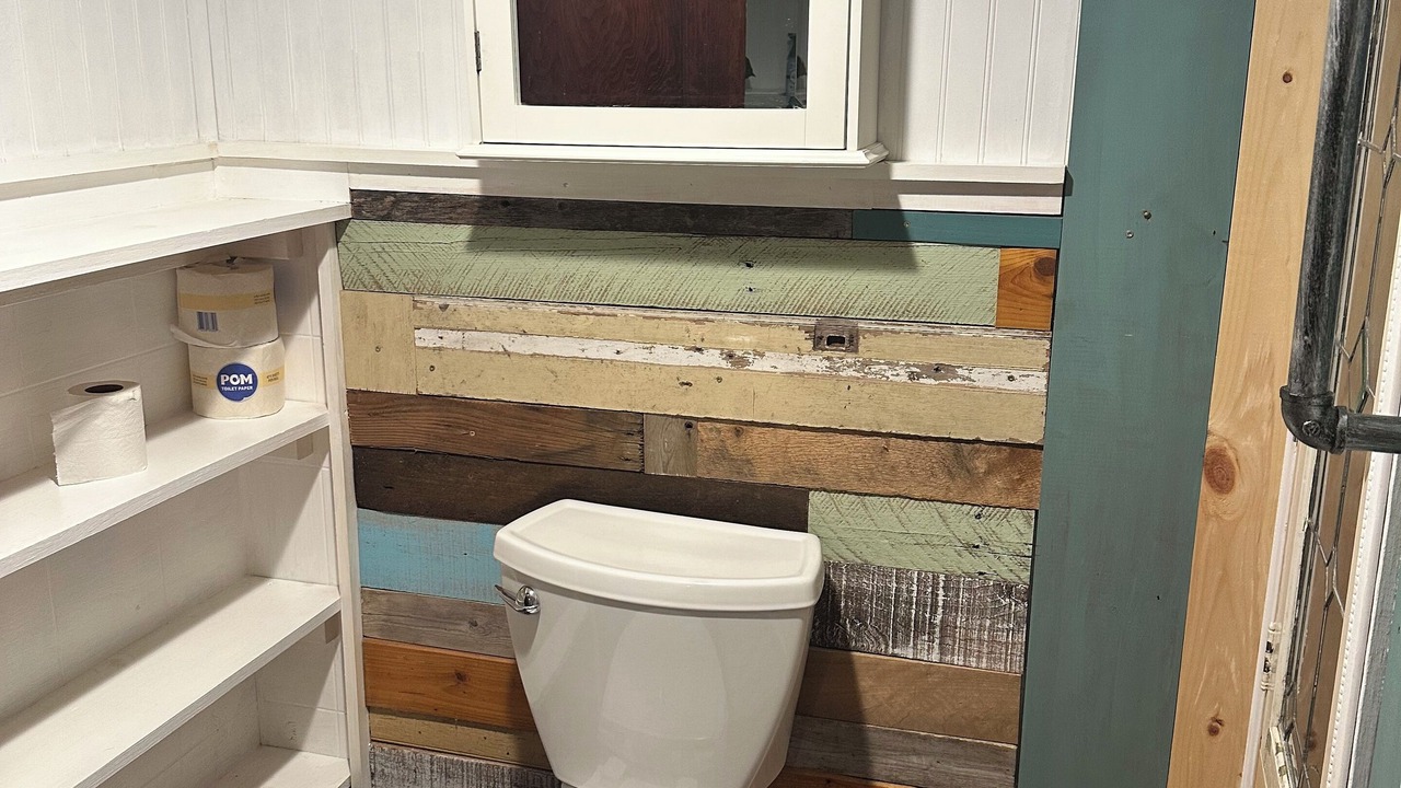 Photo of Bathroom in Town of Porter