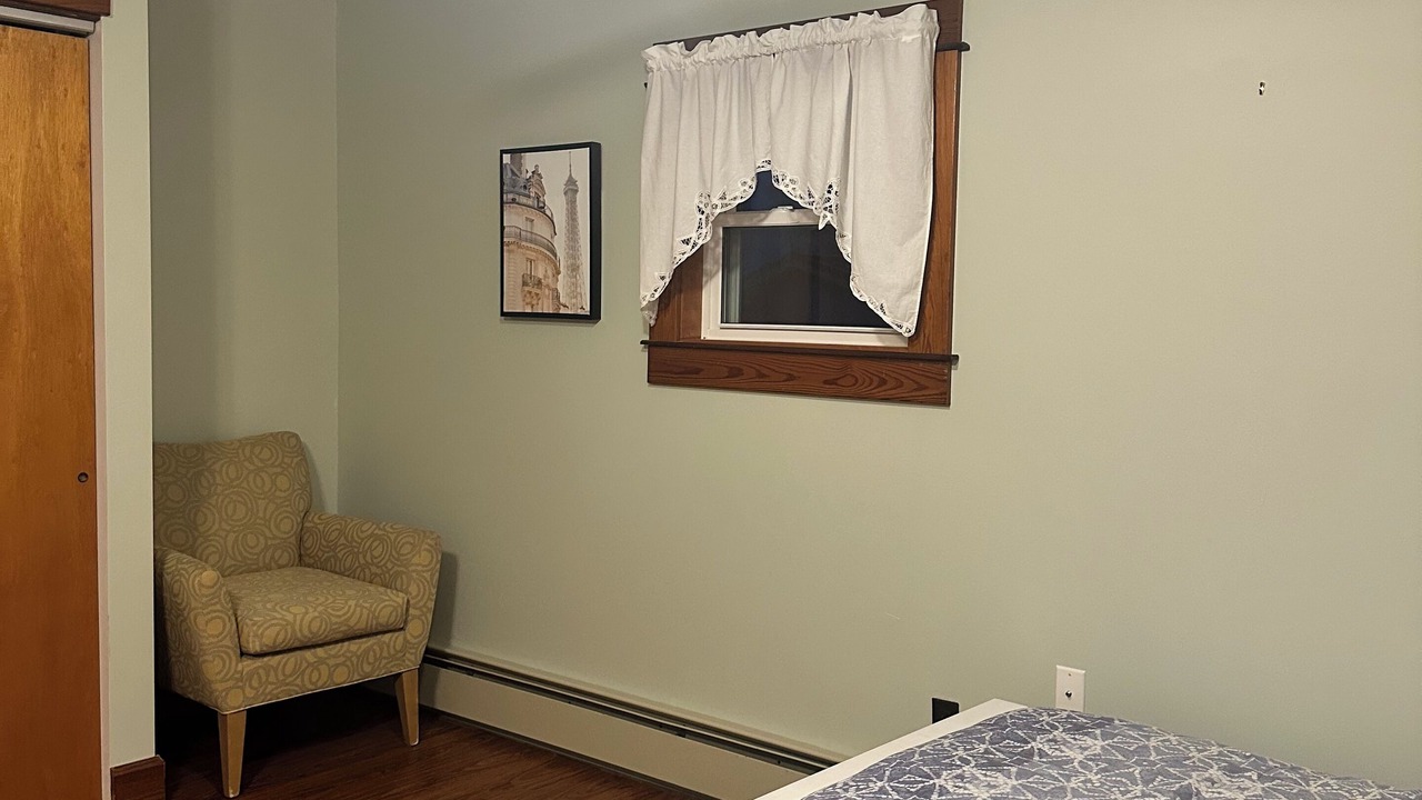 Photo of Bedroom in Town of Porter