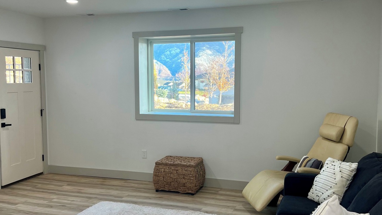 Photo of Livingroom in Pleasant View
