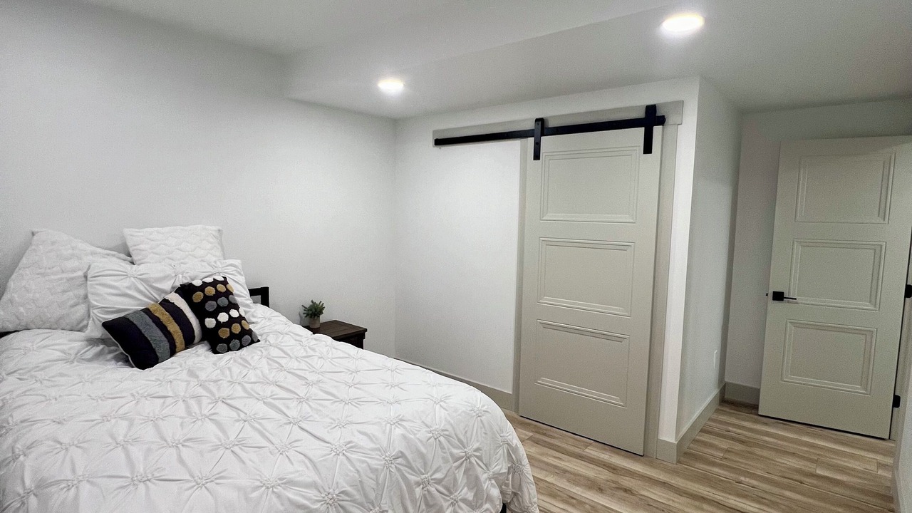 Photo of Bedroom in Pleasant View