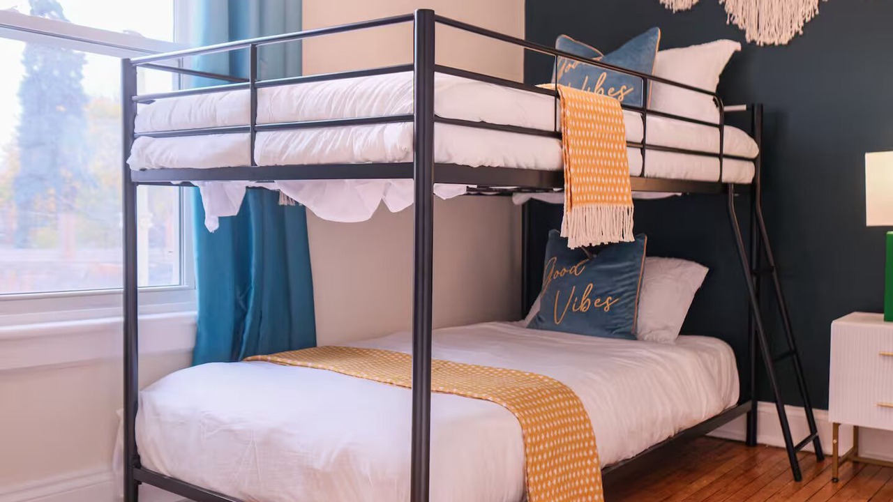 Photo of Bedroom in Bowmanville