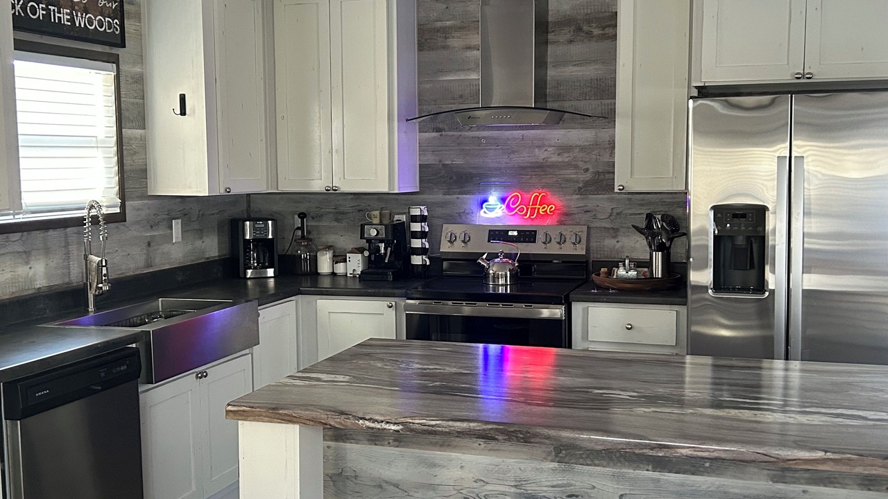 Photo of Kitchen in Lamont