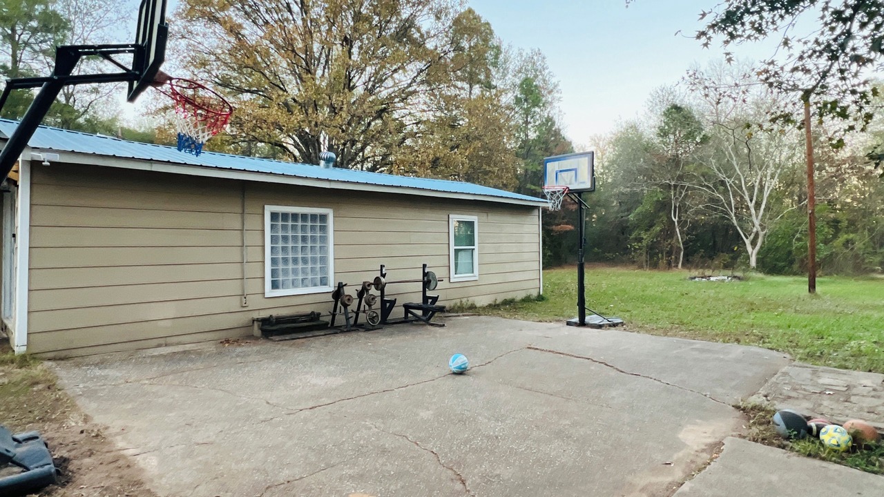 Photo of Others in Smith County