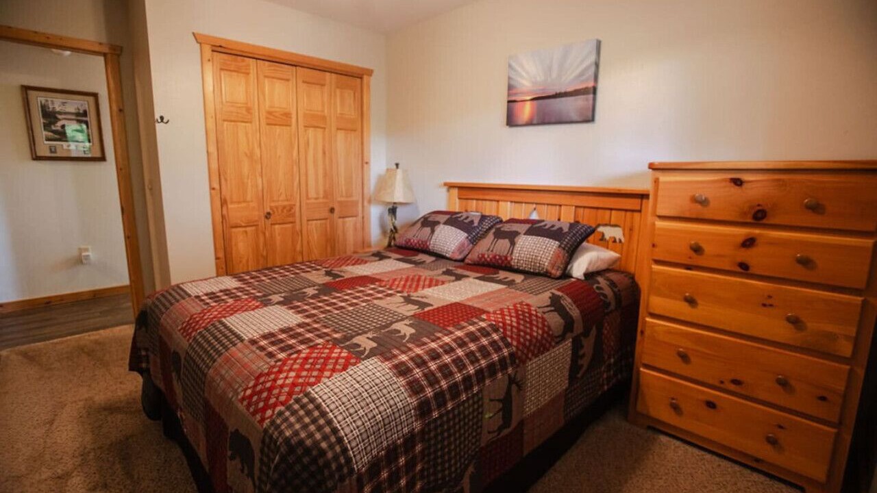 Photo of Bedroom in Winter