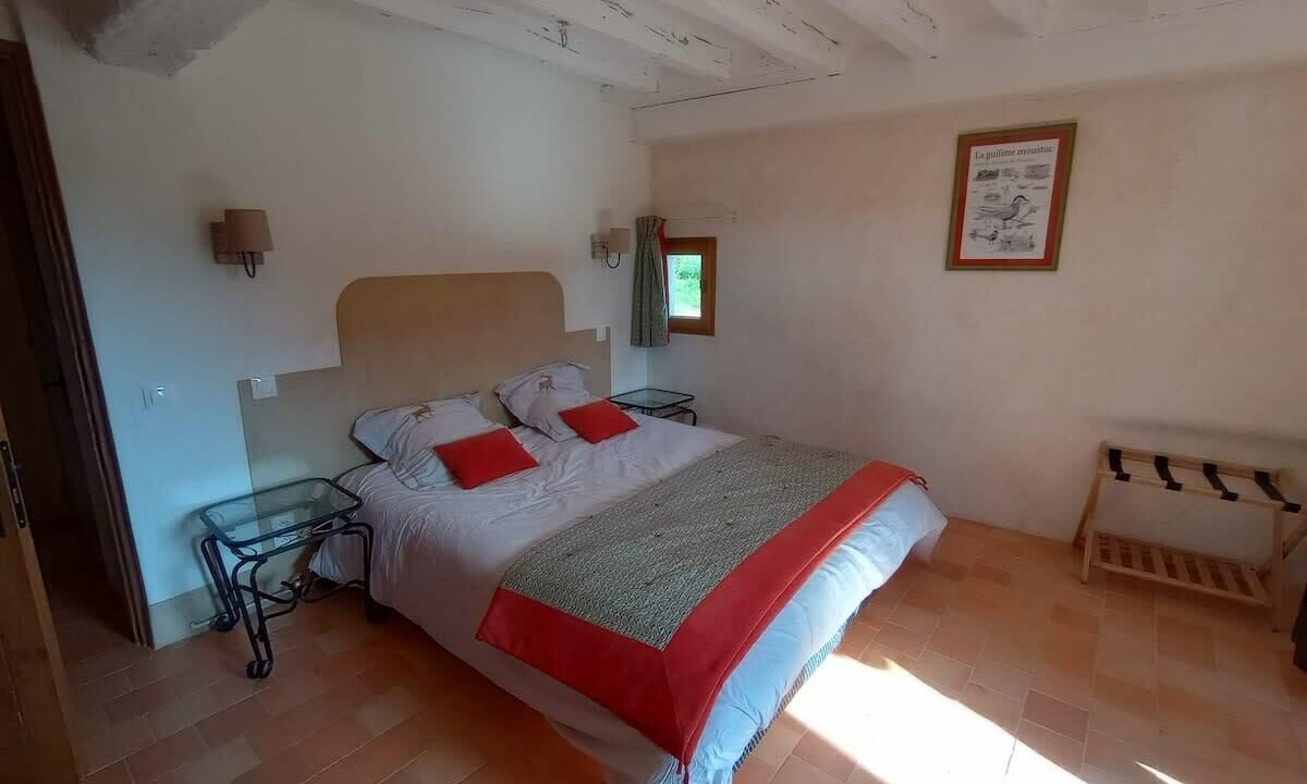 Photo of Bedroom in Saulnay