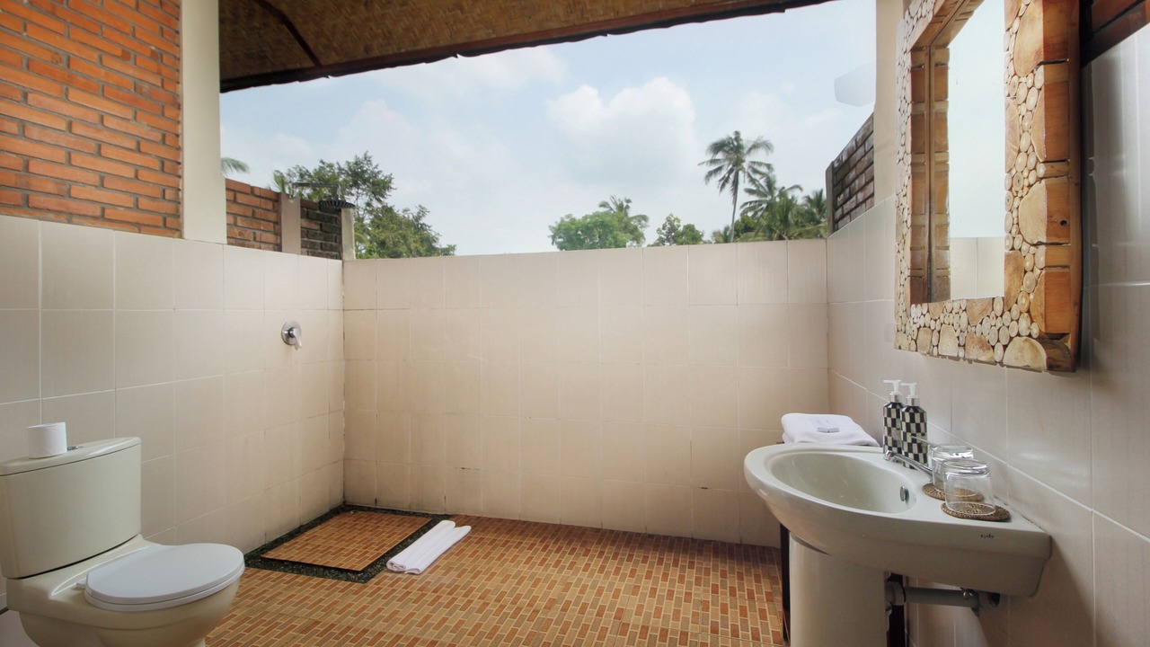 Photo of Bathroom in Payangan