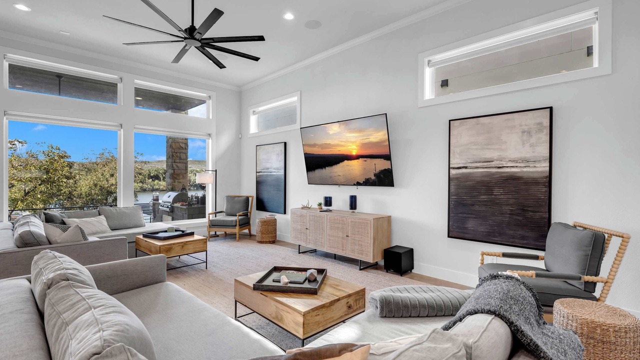 Photo of Livingroom in Burnet
