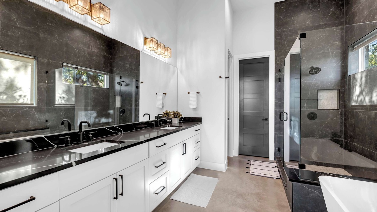 Photo of Bathroom in Burnet