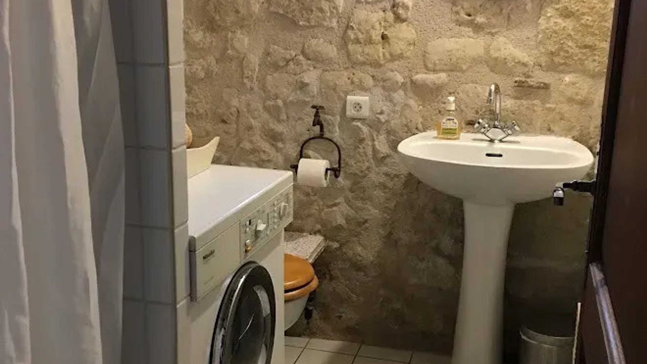 Photo of Bathroom in Brehemont