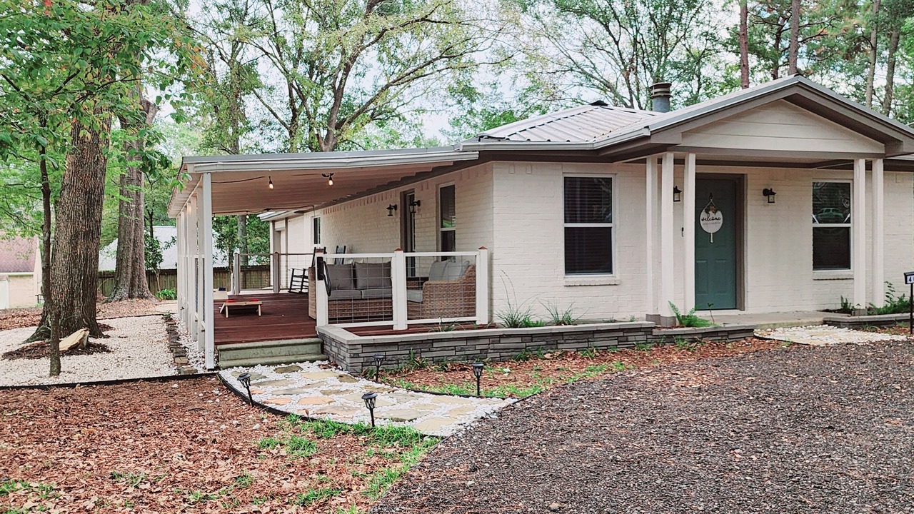 Photo of Outdoor in Montgomery