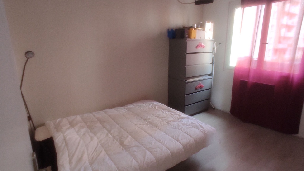 Photo of Bedroom in Bourgoin-Jallieu