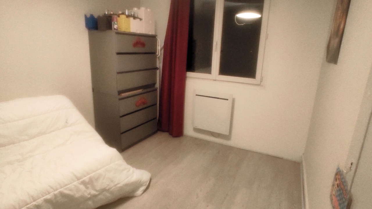 Photo of Bedroom in Bourgoin-Jallieu