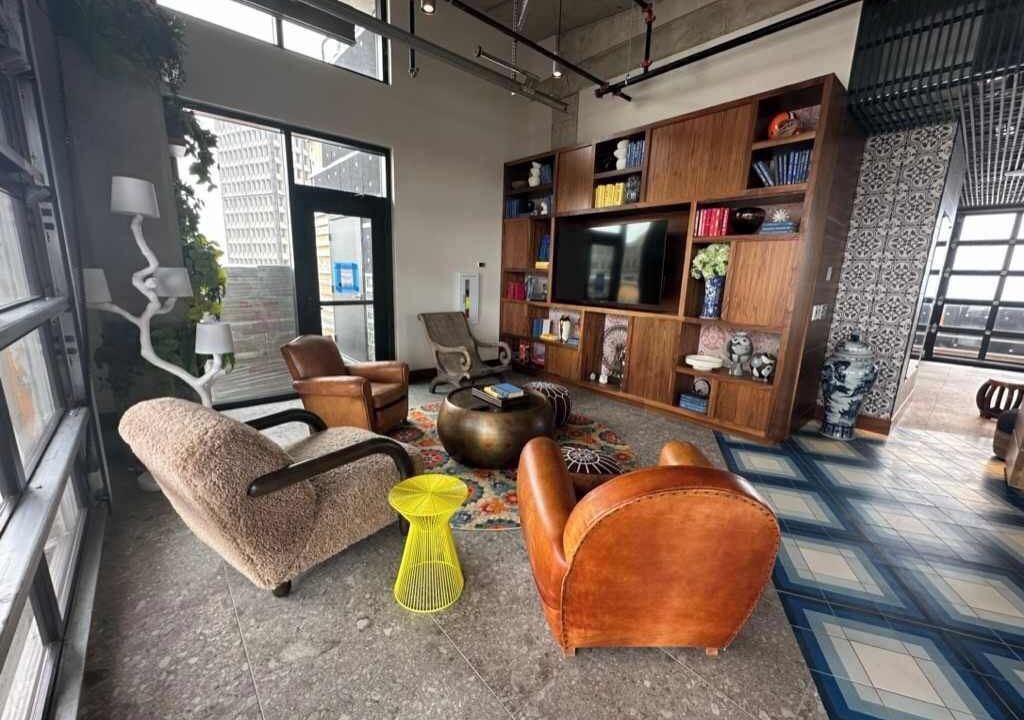 Photo of Livingroom in Gateway District